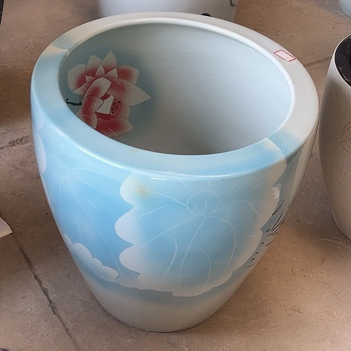景德镇陶瓷鱼缸艺术