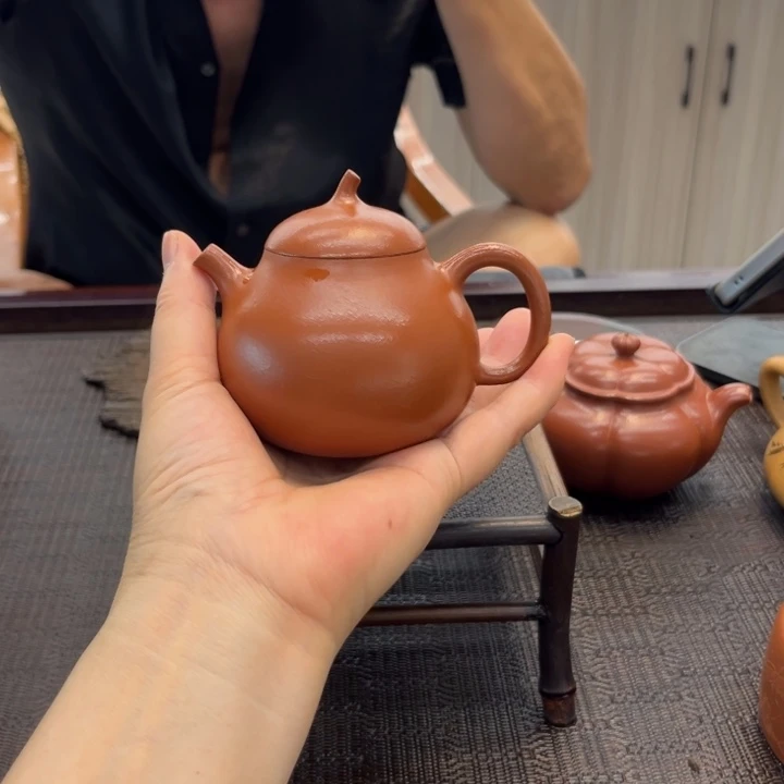 茶壶紫砂茄瓜150 cc香山朱