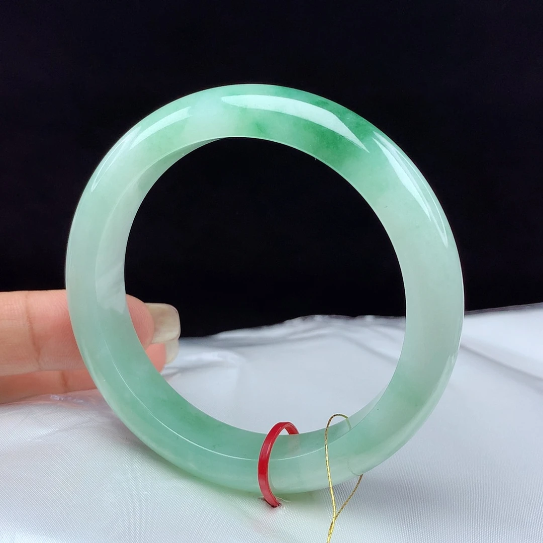 翡翠手镯未镶嵌57圈 3630