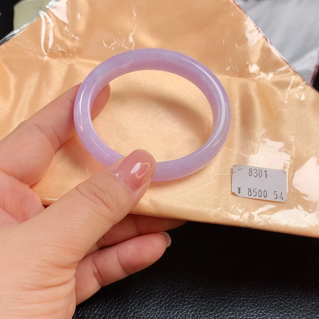 翡翠手镯未镶嵌8301x cv v b b