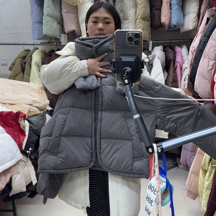 女外套灰色短款外套