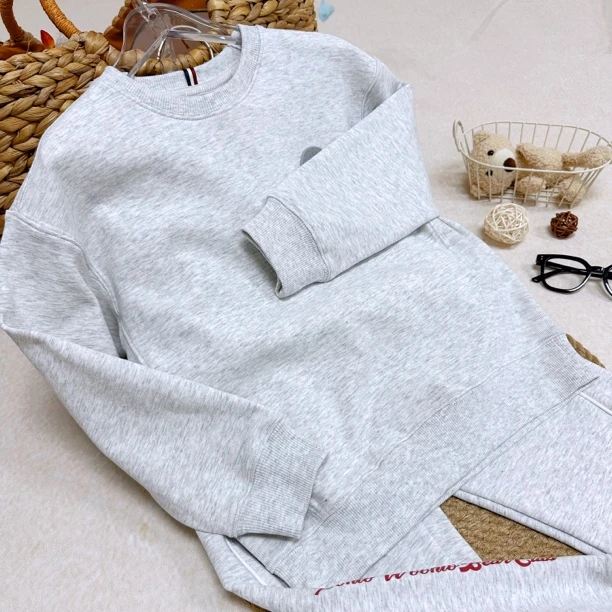 7704卫衣女童男童卫衣高品质可配亲子