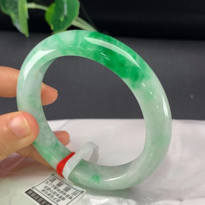 翡翠手镯未镶嵌正圈59