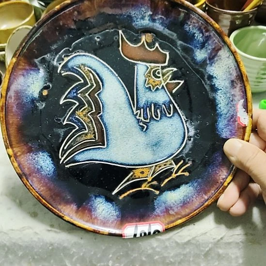 瓷片五厂，七厂各种摆件，瓷片，均有瑕疵！