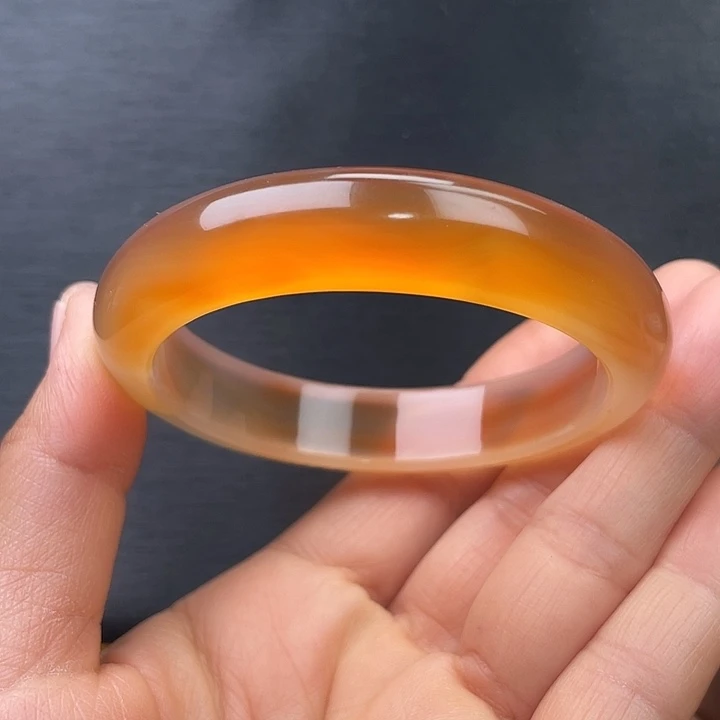 玛瑙/玉髓未镶嵌手镯57圈