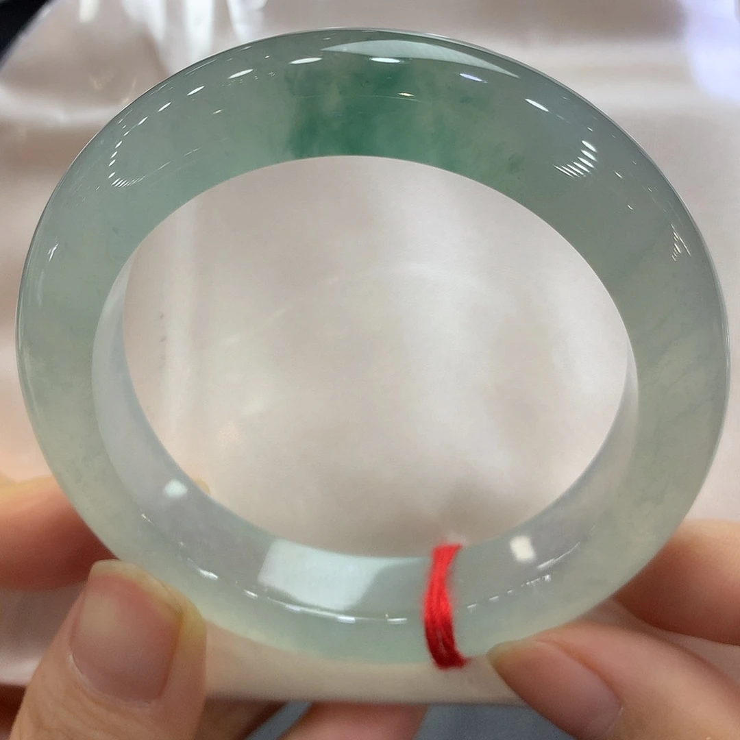 翡翠未镶嵌手镯翡翠手镯