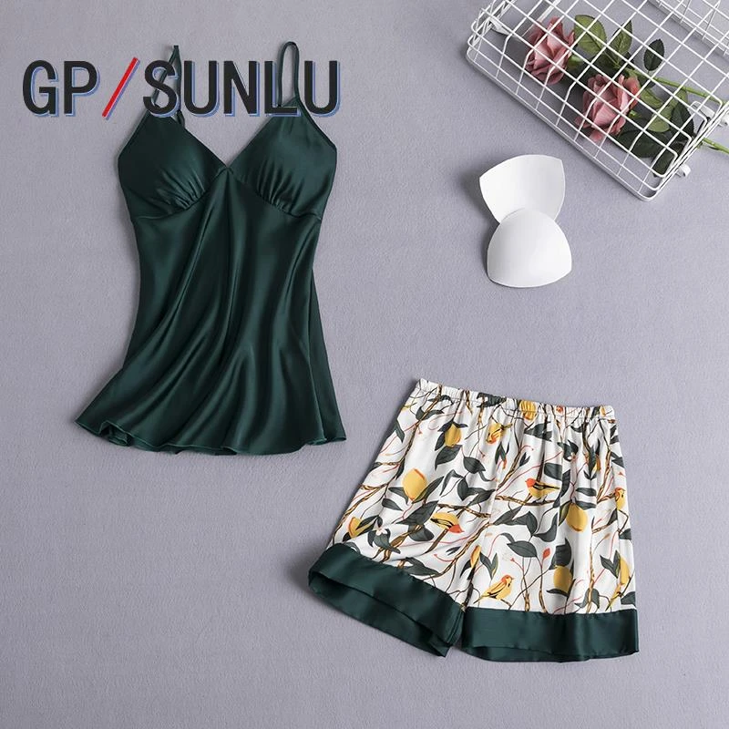 日本小众GP睡衣女夏季冰丝性感两件套装吊带短裤胸垫薄款女士韩版