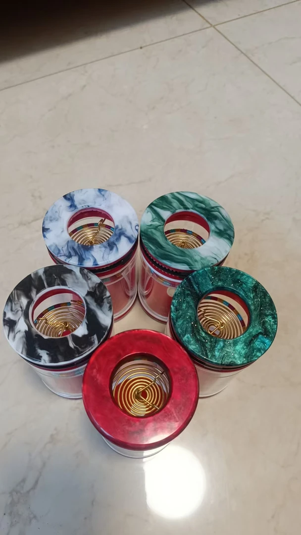 老谭叫罐双开窗 彩簧 （颜色随机）（送一只铁皮蝈蝈）做工略显粗糙