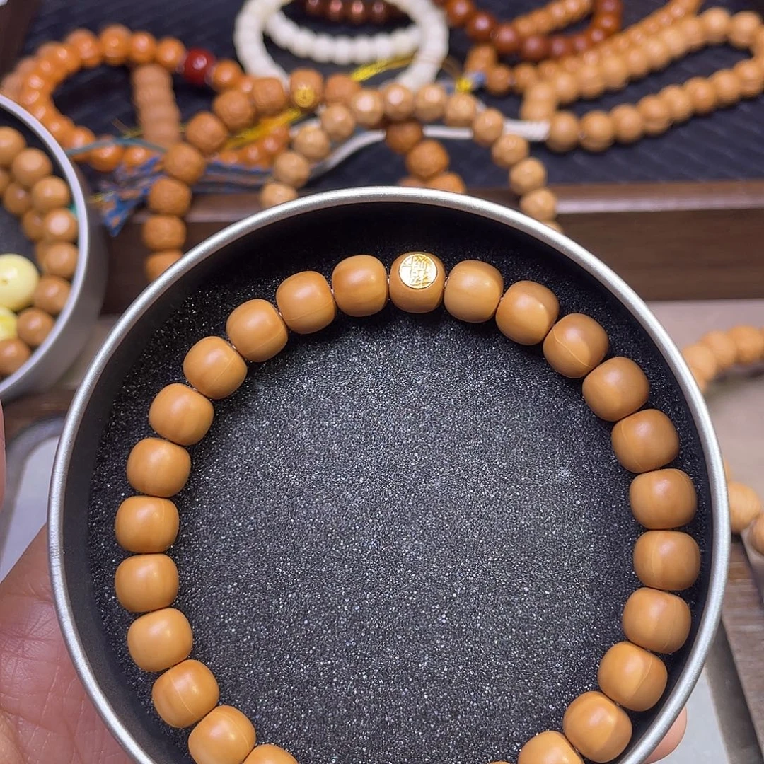 孫****吊坠猴头核桃8.8哑光老型全品