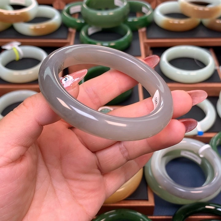 和田玉5657圈口未镶嵌