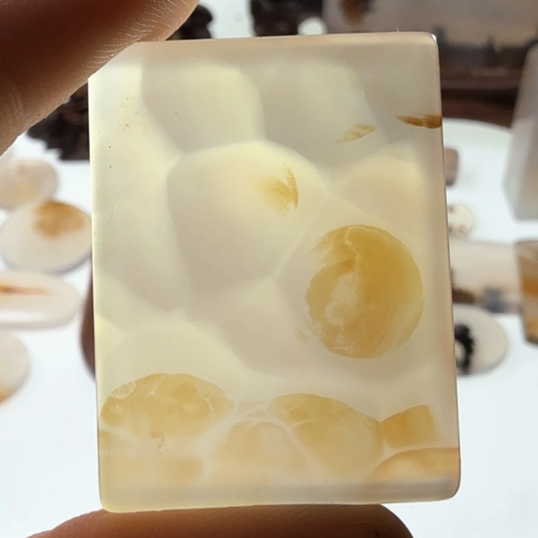 未镶嵌玛瑙/玉髓珠宝半成品