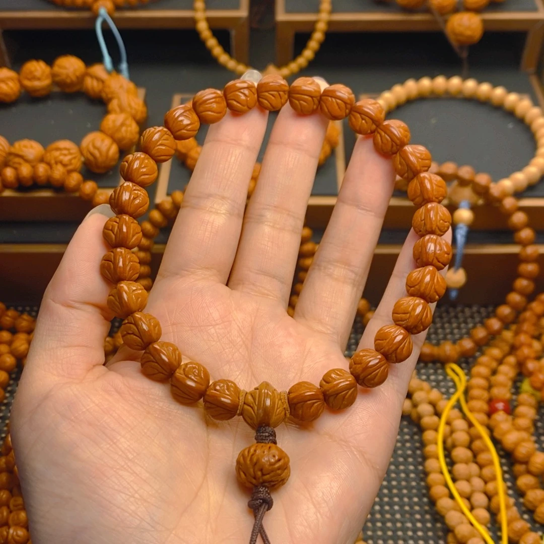 叶***超吊坠桃核秦岭森林10