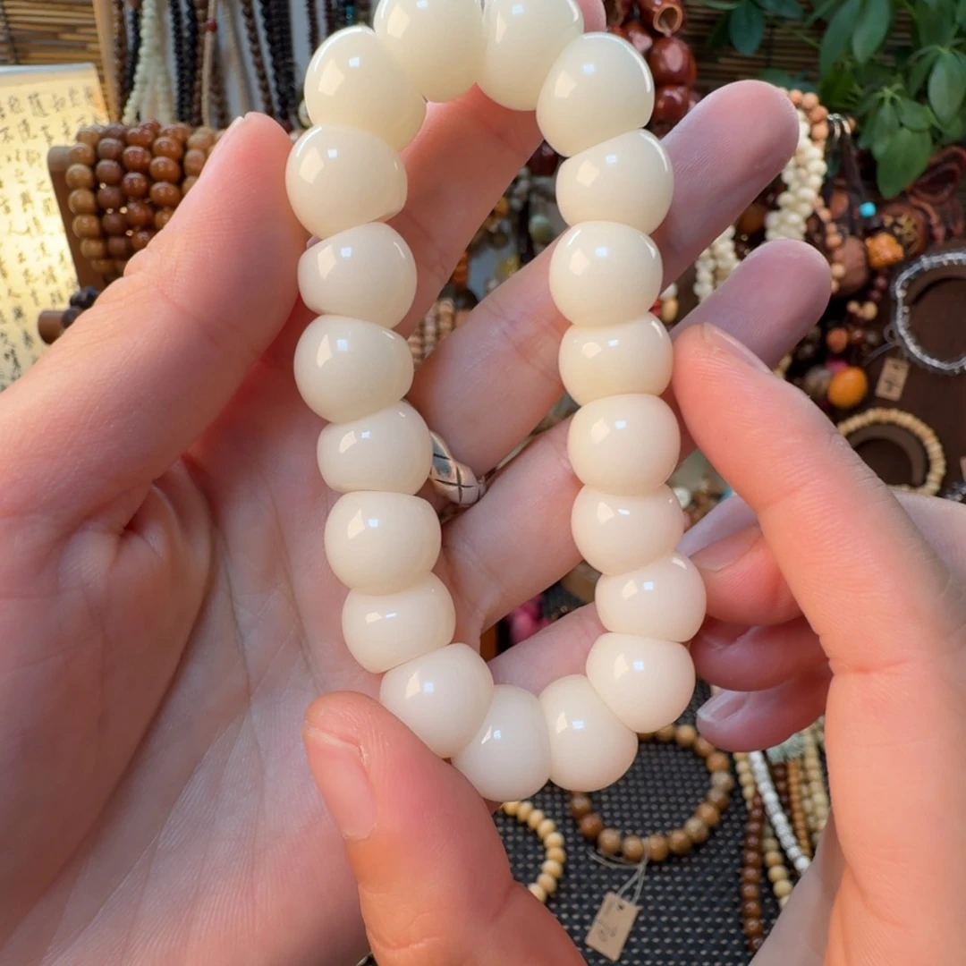 柏香籽/百香籽吊坠菩提