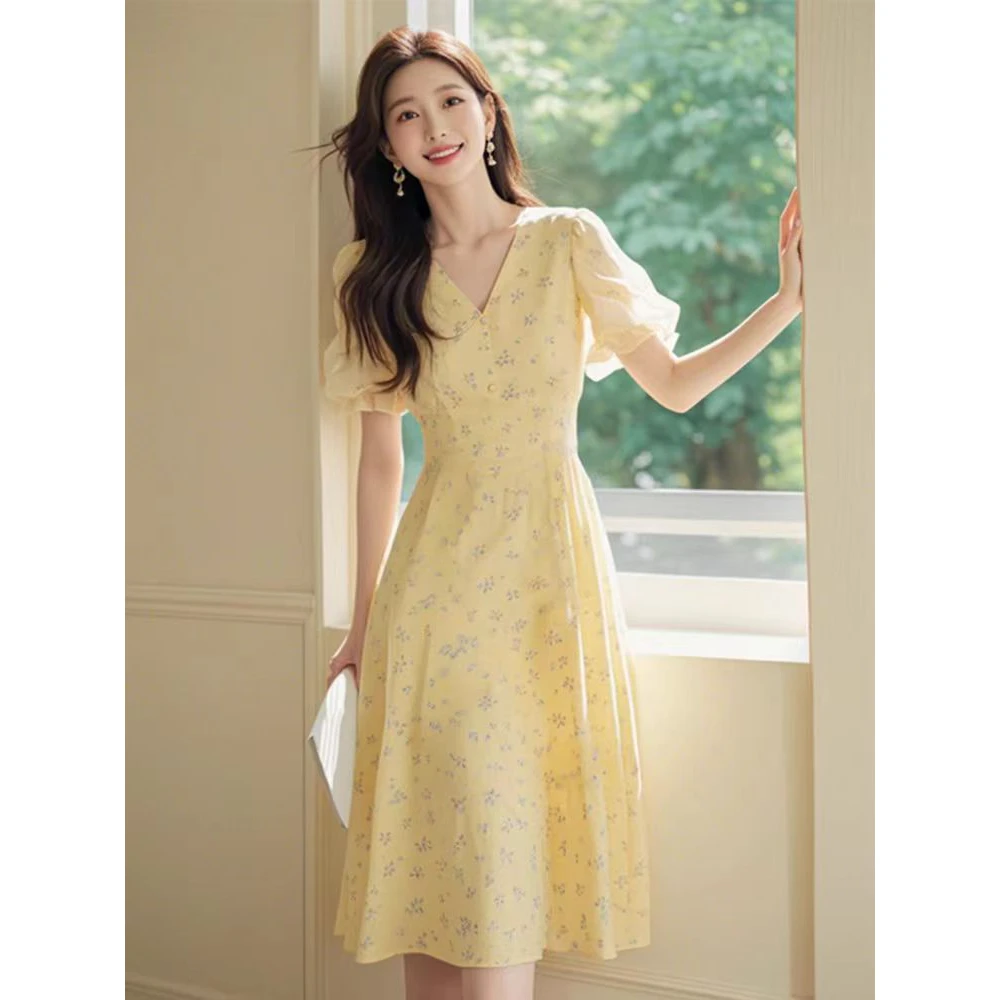 夏季时尚桔梗法式气质修身碎花连衣裙女收腰温柔风初恋A字裙子潮