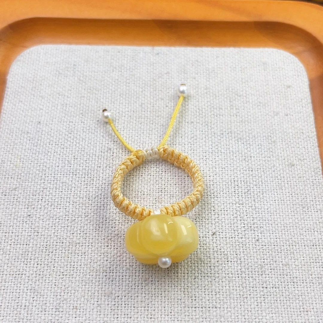 琥珀未镶嵌裸石花花戒指