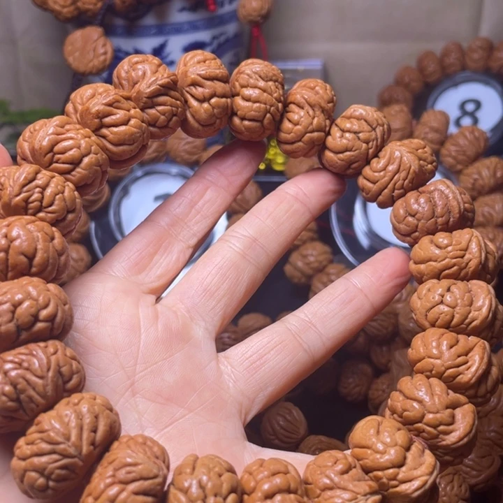 *****桃核吊坠秦岭桃核手持