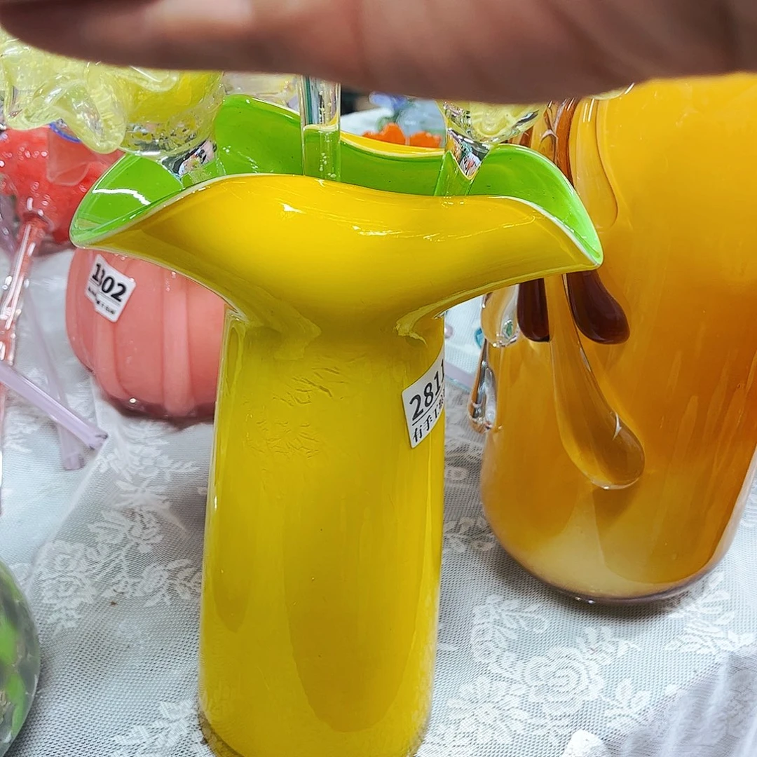2811瓶 家悦琉璃工艺品不完美