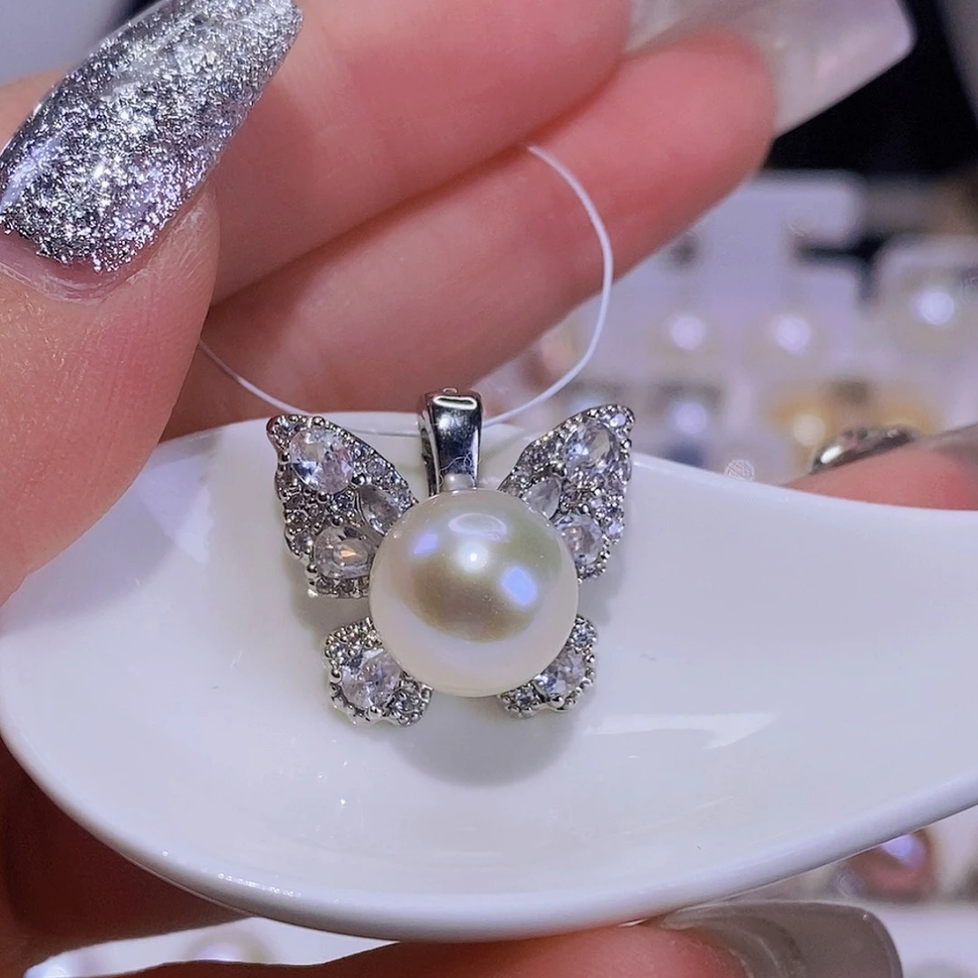 淡水珍珠合金颈饰