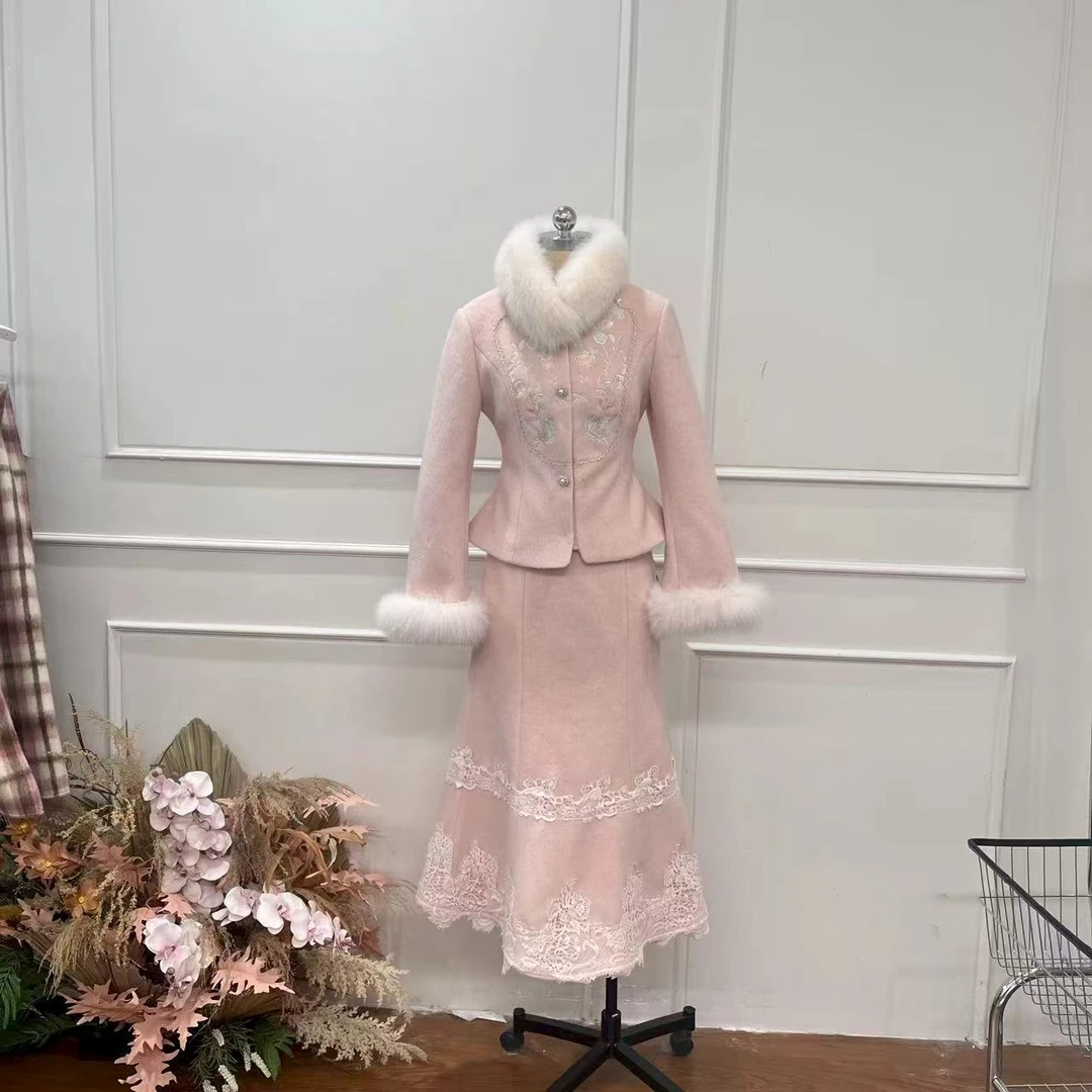 拉夏贝尔2025年冬季新款时尚简约宽松羽绒上衣+半裙 27470 LCK