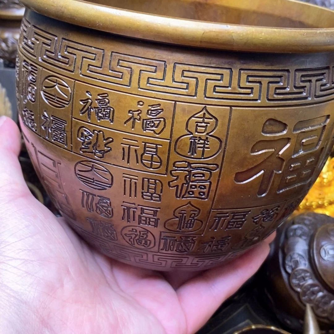 铜器摆件做工精良