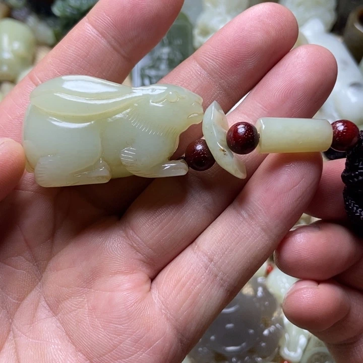 李****和田玉未镶嵌挂件