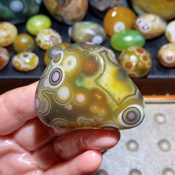 未镶嵌玛瑙/玉髓珠宝半成品153