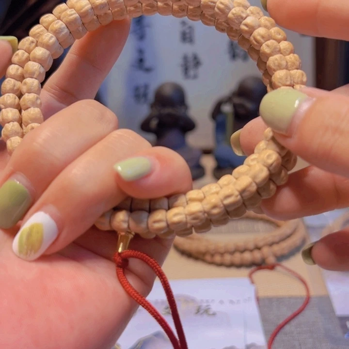 天***真柏香籽/百香籽吊坠