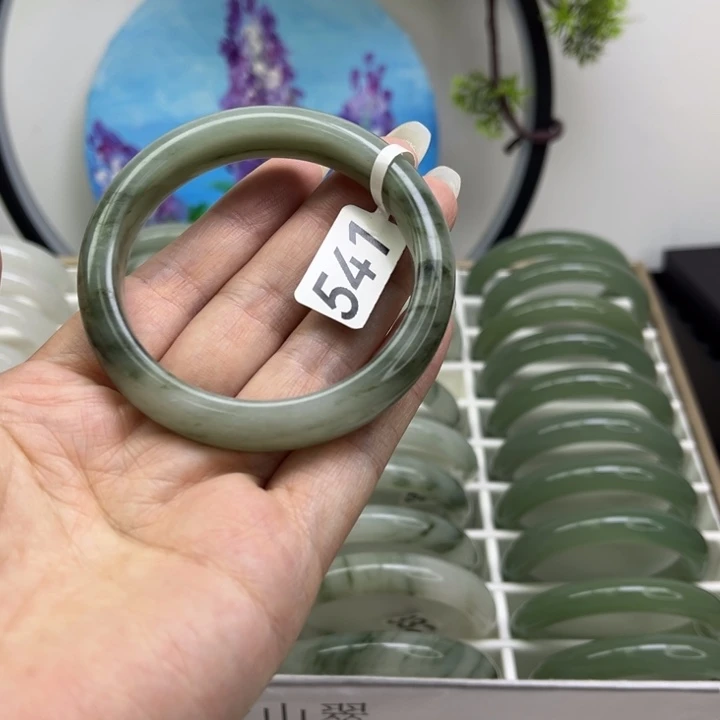 石英质玉未镶嵌手镯541