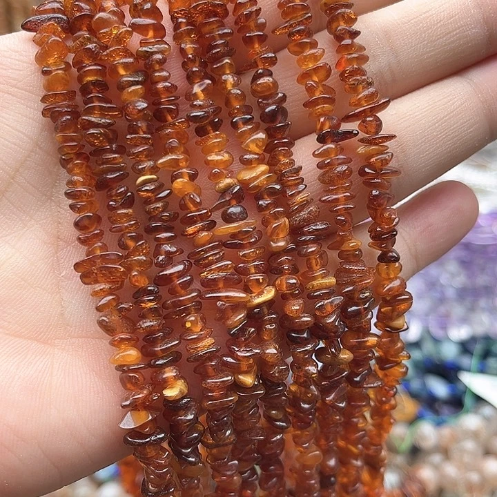 未镶嵌玛瑙/玉髓珠宝半成品一条琥珀碎石42cm左右