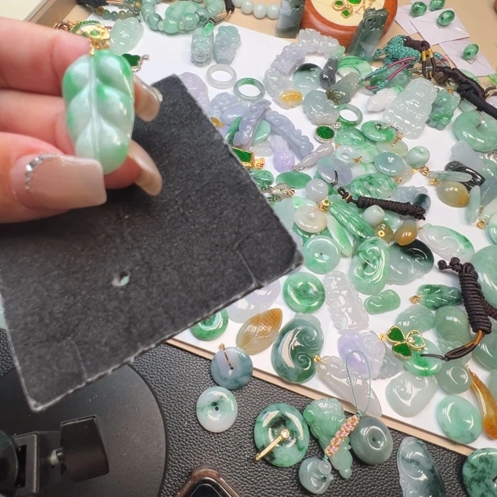 吊坠(不含链)未镶嵌翡翠117