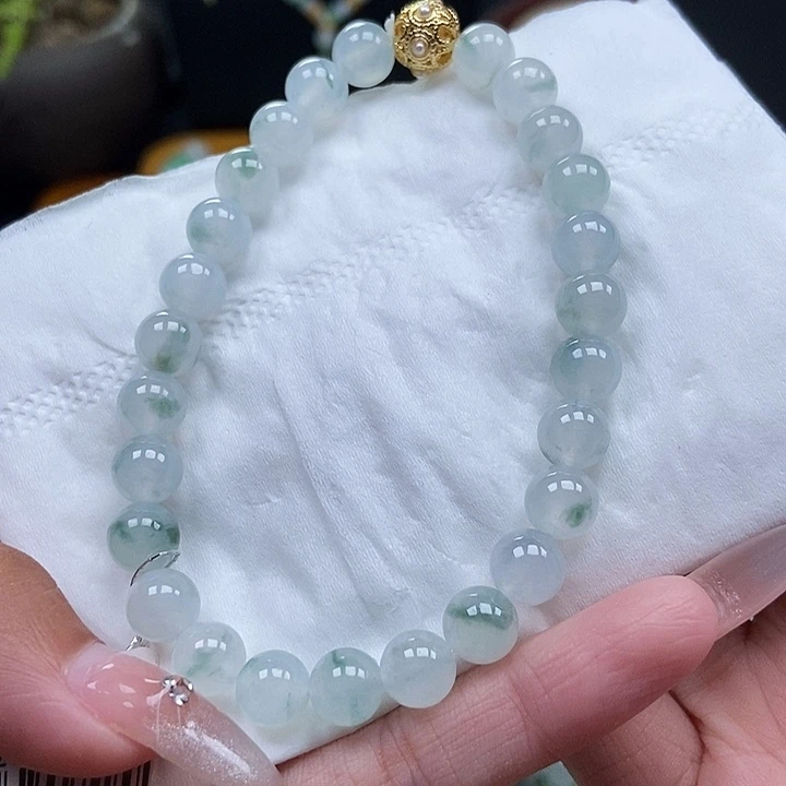 翡翠挂件未镶嵌珠链