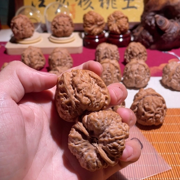 ****核桃文玩蛤蟆蛤蟆头B02