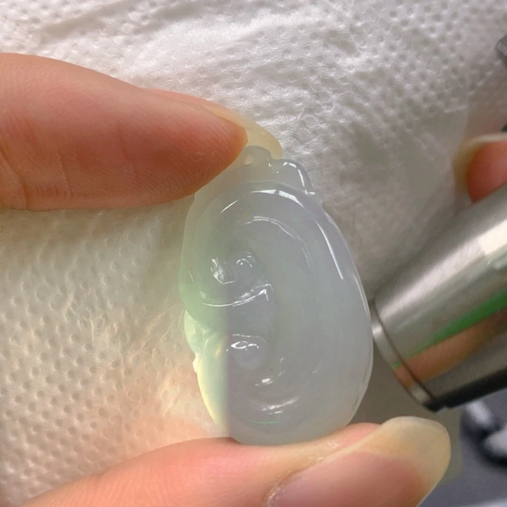 翡翠未镶嵌挂件翡翠