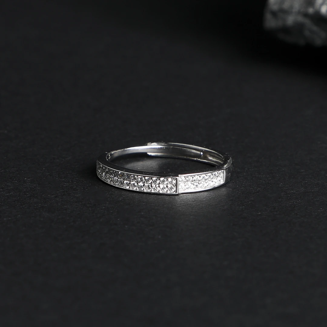 925银锆石戒指 （志）交错闪闪精致简约戒指一个