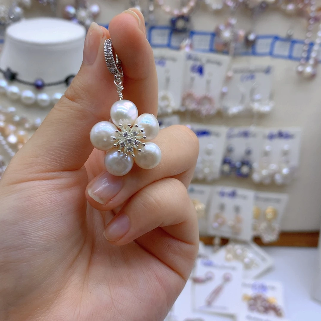 淡水珍珠颈饰合金