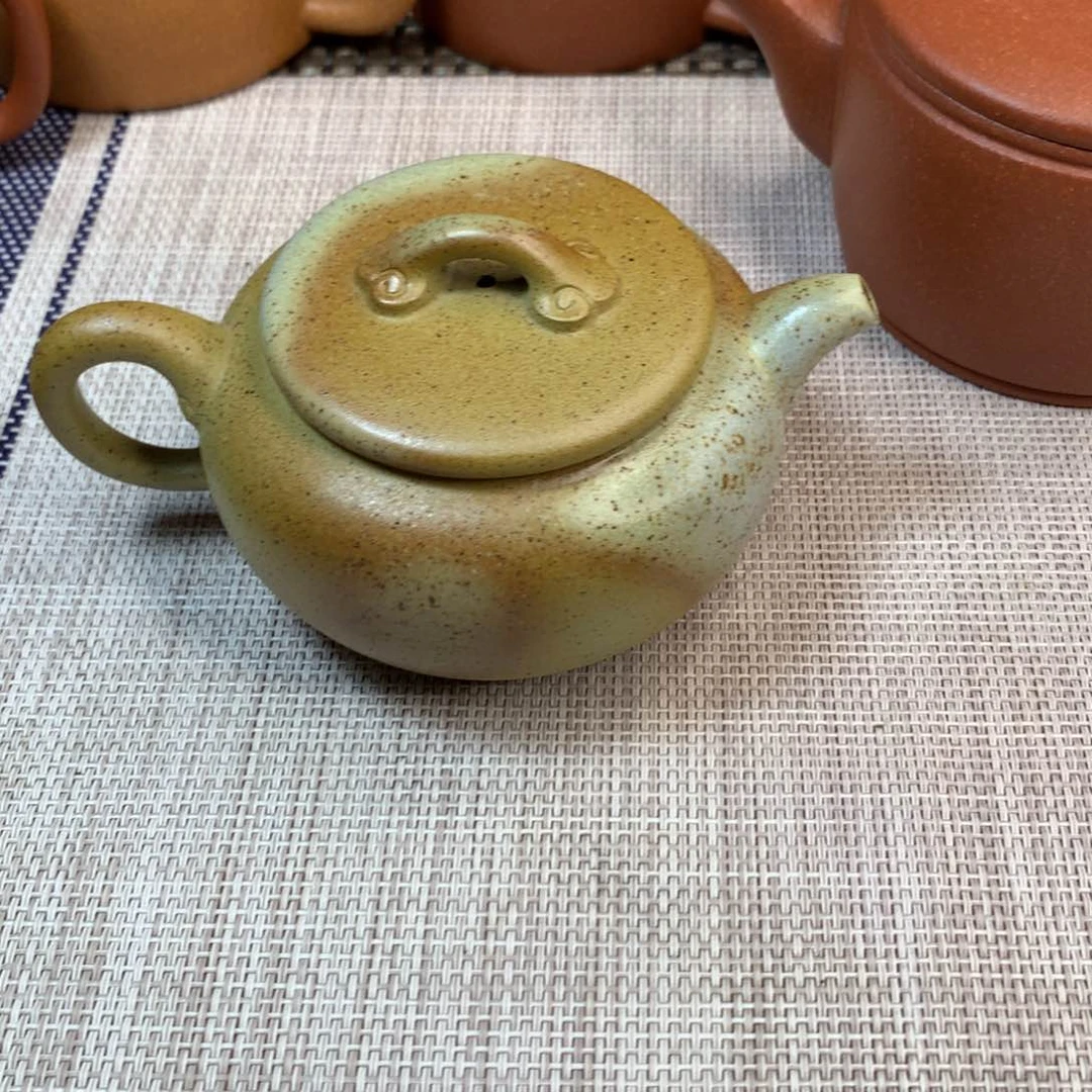 茶壶紫砂l****o240CC左右