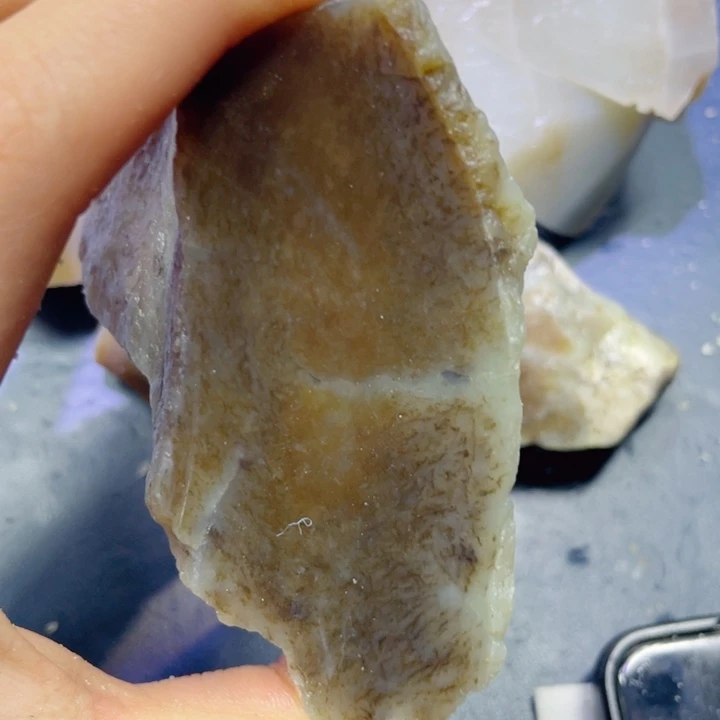 和田玉未镶嵌珠宝半成品