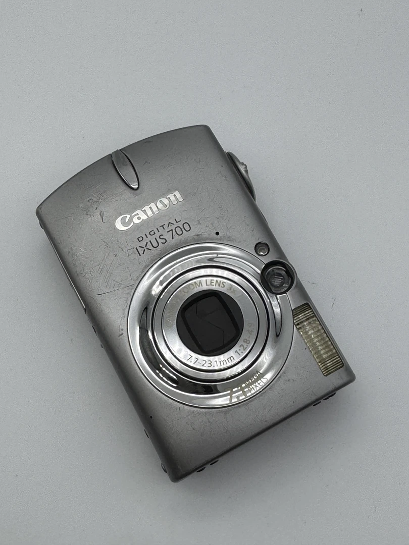 8新 Canon/佳能 Ixus 700 710w像素3x变焦冷白复古氛围感ccd相机