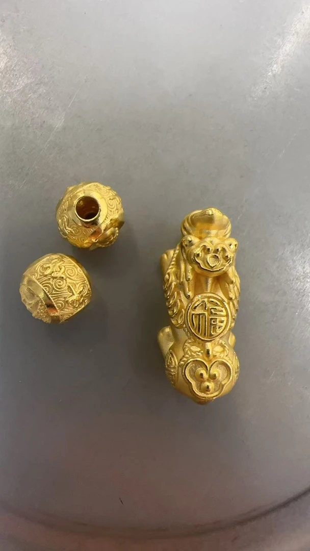 3.98克足金999貔貅转运珠