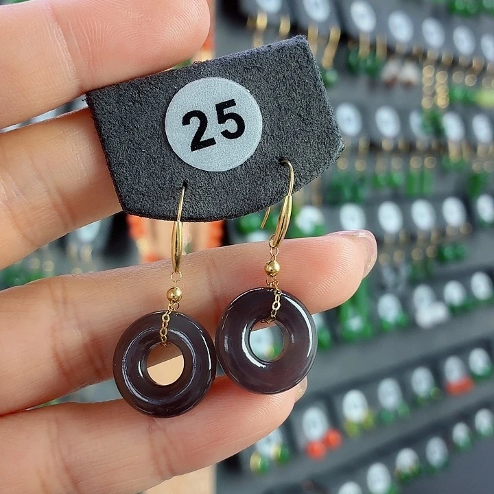 和田玉18K金镶嵌耳饰