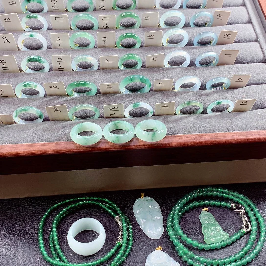 翡翠未镶嵌戒指天然a货