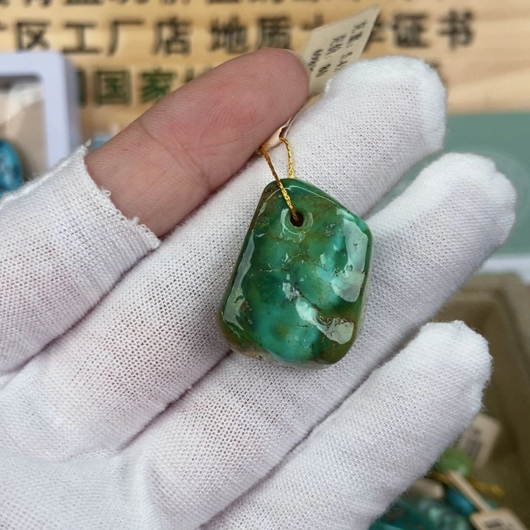 未镶嵌绿松石珠宝奇石