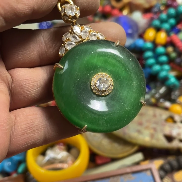 未镶嵌和田玉（糖玉）挂件