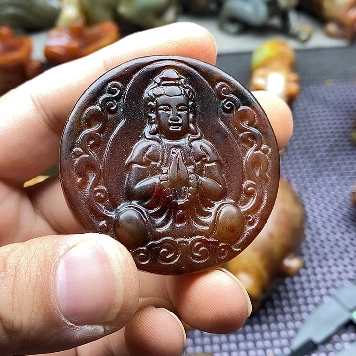 未镶嵌蛇纹石玉颈饰