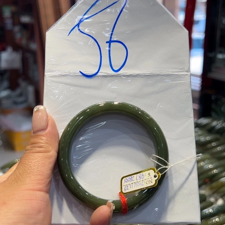 和田玉手镯未镶嵌摘*