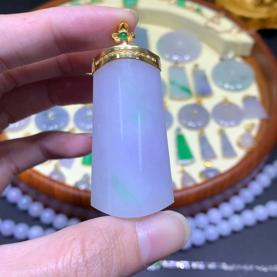 翡翠吊坠(不含链)18K金镶嵌