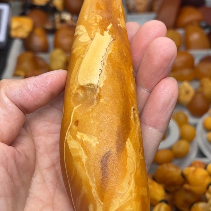 琥珀未镶嵌裸石天然蜜蜡吊坠