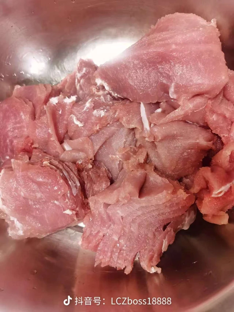 每日现杀新鲜去皮猪前腿肉安全放心肉质鲜嫩