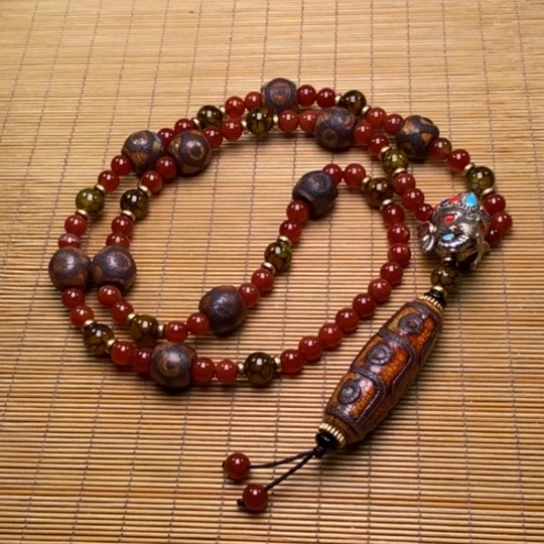 玛瑙/玉髓颈饰未镶嵌