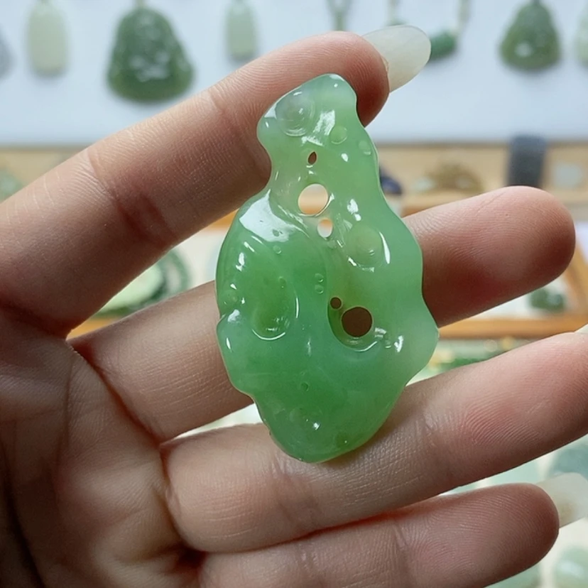 【闪购商品】颈饰未镶嵌和田玉